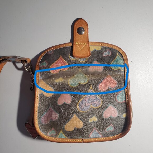 Vintage Y2K Dooney & Bourke Heart logo Wristlet **Read Description** - Picture 8 of 16